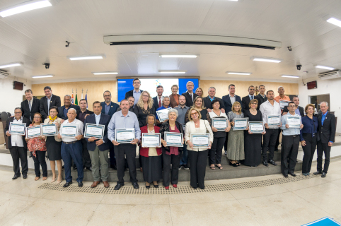 Voluntários são homenageados pela Câmara de Limeira 