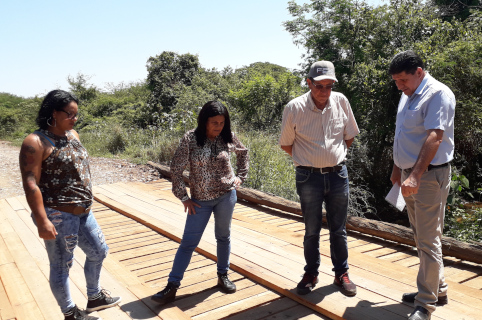 A pedido do vereador Helder do Táxi, Prefeitura promove reforma na ponte da LIM-316