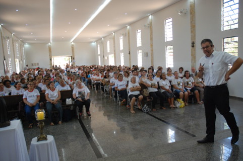 Encontro diocesano discute Alzheimer e reúne 550 pessoas