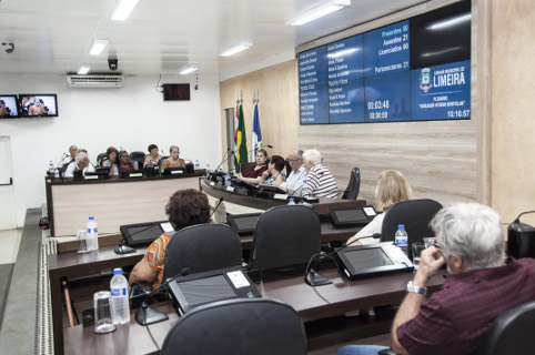 Mobilidade é pauta em sessão dos vereadores da Terceira Idade