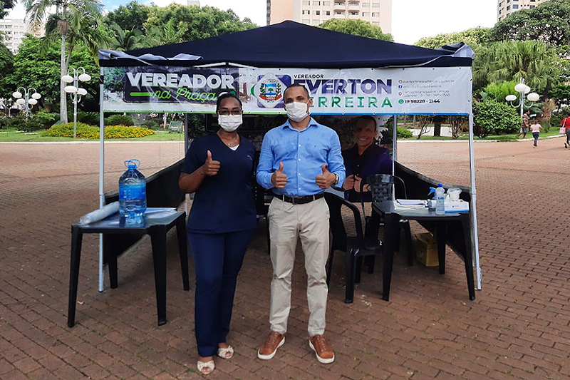 Vereador Everton Ferreira promove Projeto Vereador na Praça