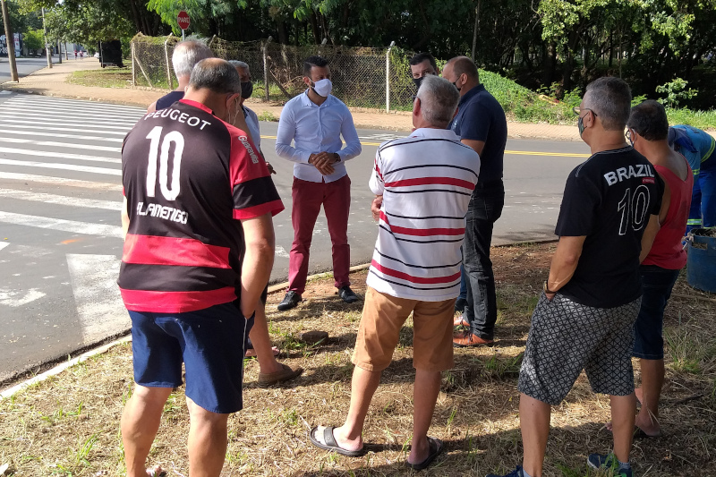 Betinho Neves se reúne com lideranças dos bairros Jd. Aeroporto e Jd. do Lago