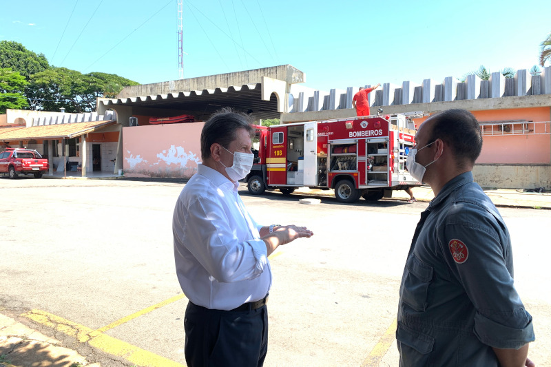 Dr. Júlio pede viaturas e reativação da sala técnica dos Bombeiros