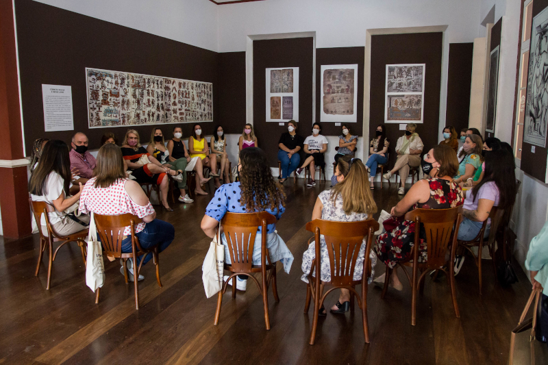 Roda de conversa discute o combate à pobreza menstrual em Limeira