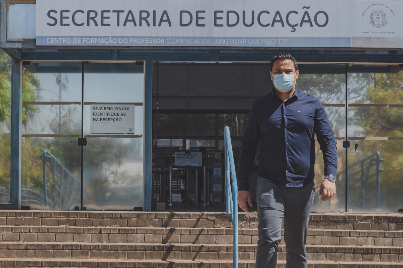 Vereador pede ao secretário de Educação normalização de horários de saída de alunos