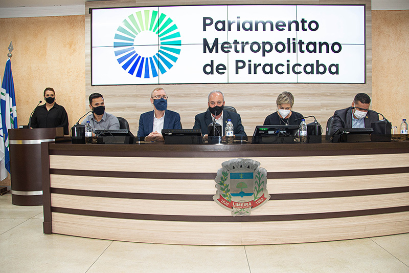 Parlamento Metropolitano debate economia de baixo carbono, trem intercidades e melhorias para a região