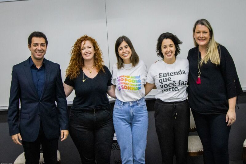 Vereadora Mariana Calsa participa de aula sobre os 90 anos do voto feminino no Brasil