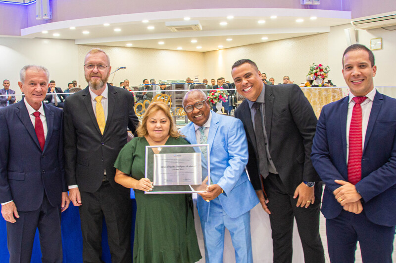 Câmara entrega Título de Cidadã Limeirense a Maria Terezinha Rodrigues do Amaral