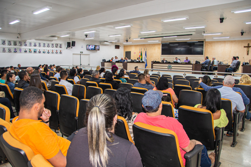 Comissão de Obras intermedeia reunião de futuros moradores do Jd. Primavera