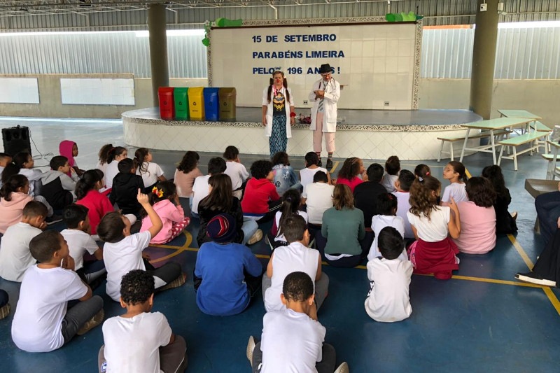 Câmara realiza ação para conscientizar sobre a proteção de coletores de lixo