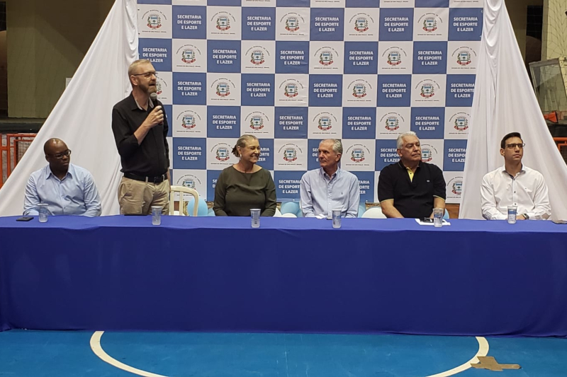 Presidente da Câmara participa de abertura dos Jogos Municipais Adaptados 2022