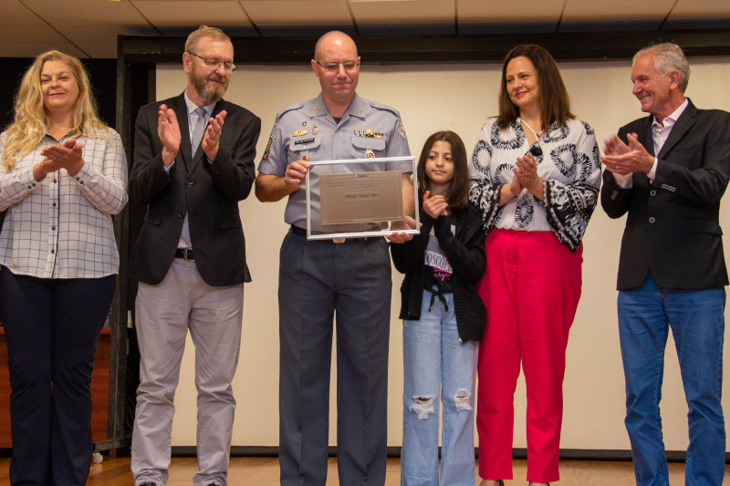 Tenente coronel Adriano Vieira Braz recebe Título de Cidadão Limeirense