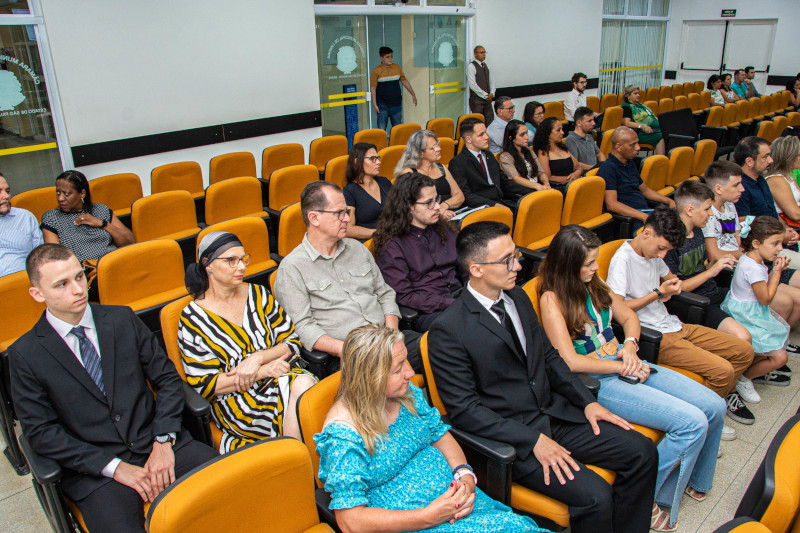 Câmara entrega diplomas em reconhecimento aos atiradores do Tiro de Guerra