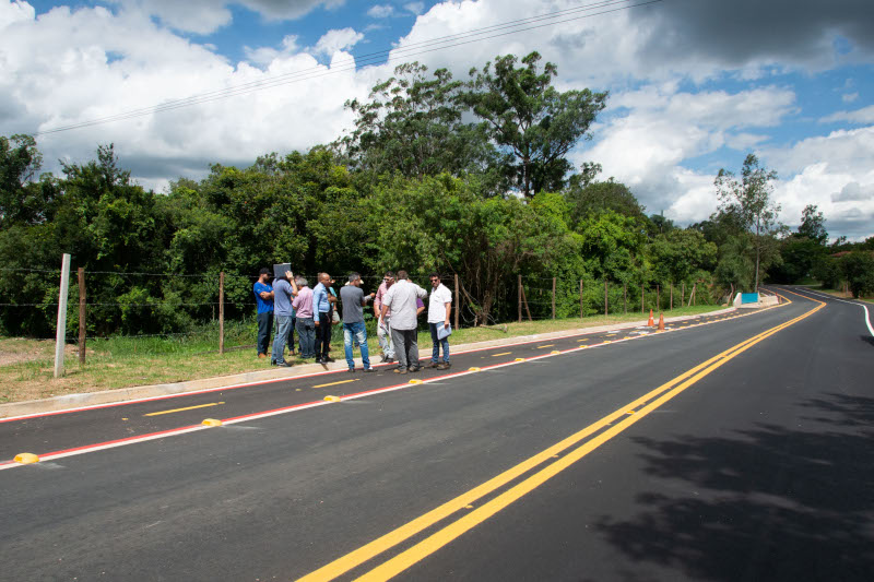 Comissão visita obras na estrada do Zé do Pote e quer abertura de acesso à servidão