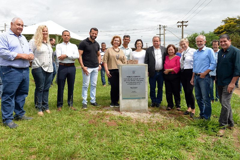 Presidente da Câmara participa de lançamento da pedra fundamental de complexo viário