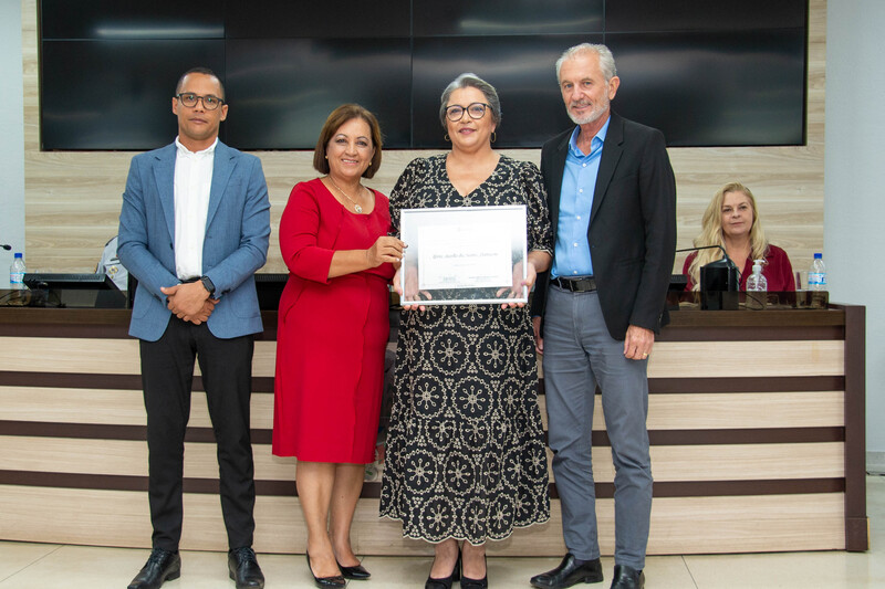 Maria Aucélia dos Santos Damaceno é homenageada