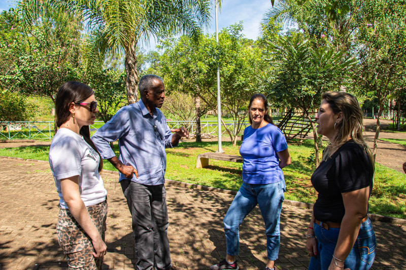 Comissão de Meio Ambiente visita Zoológico e Setor de Apreensão