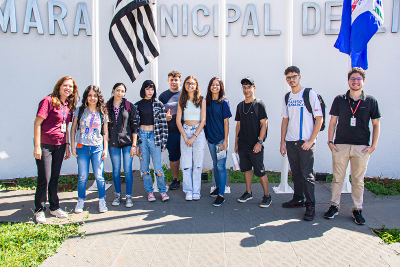 Câmara de Limeira recebe alunos do Senac para primeira visita guiada do ano