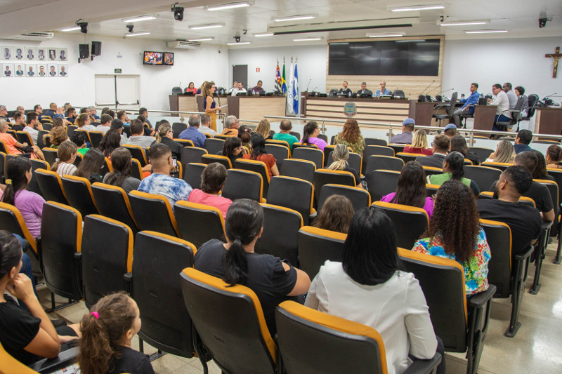 Comissão de Assuntos Relevantes debate segurança nas escolas do município