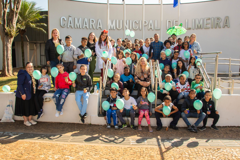 Com aula para 45 alunos, Câmara encerra programação do mês do meio ambiente