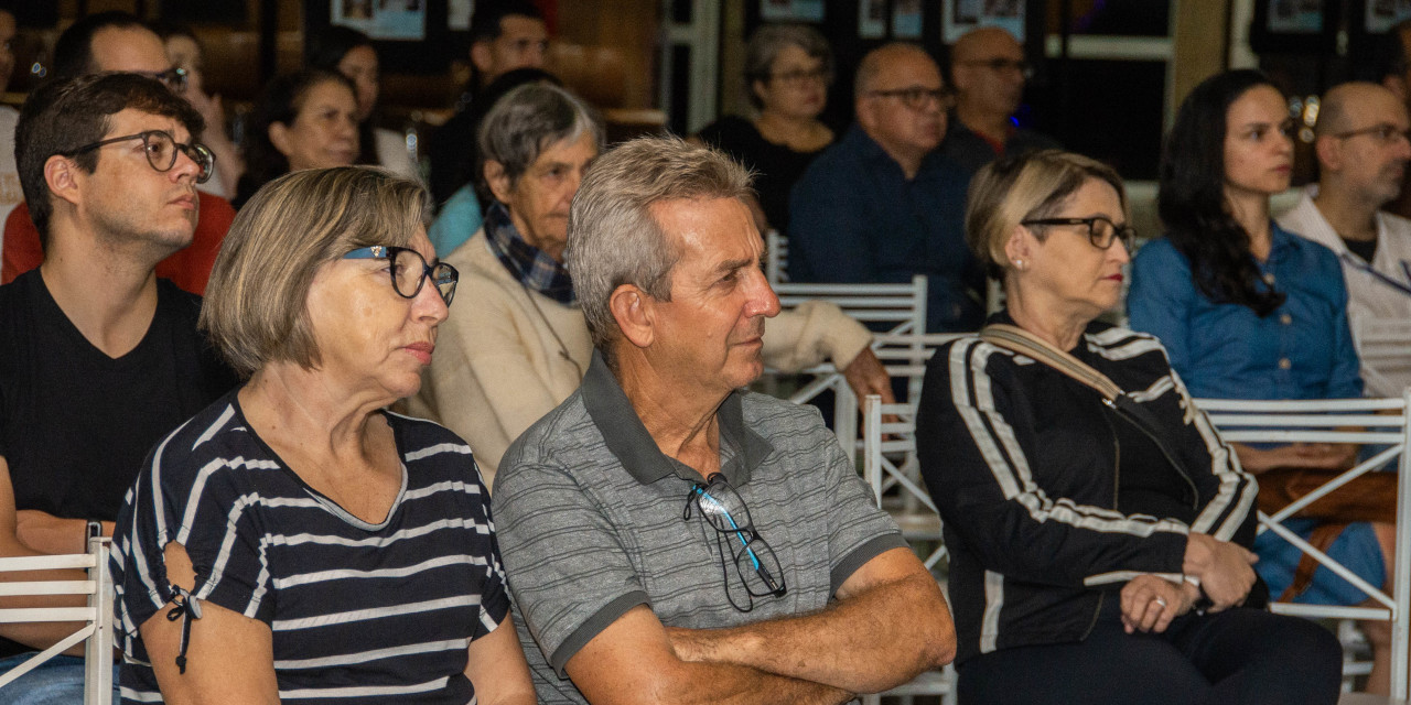 Segundo dia da Semana Camarária tem palestra e debate sobre história de Limeira