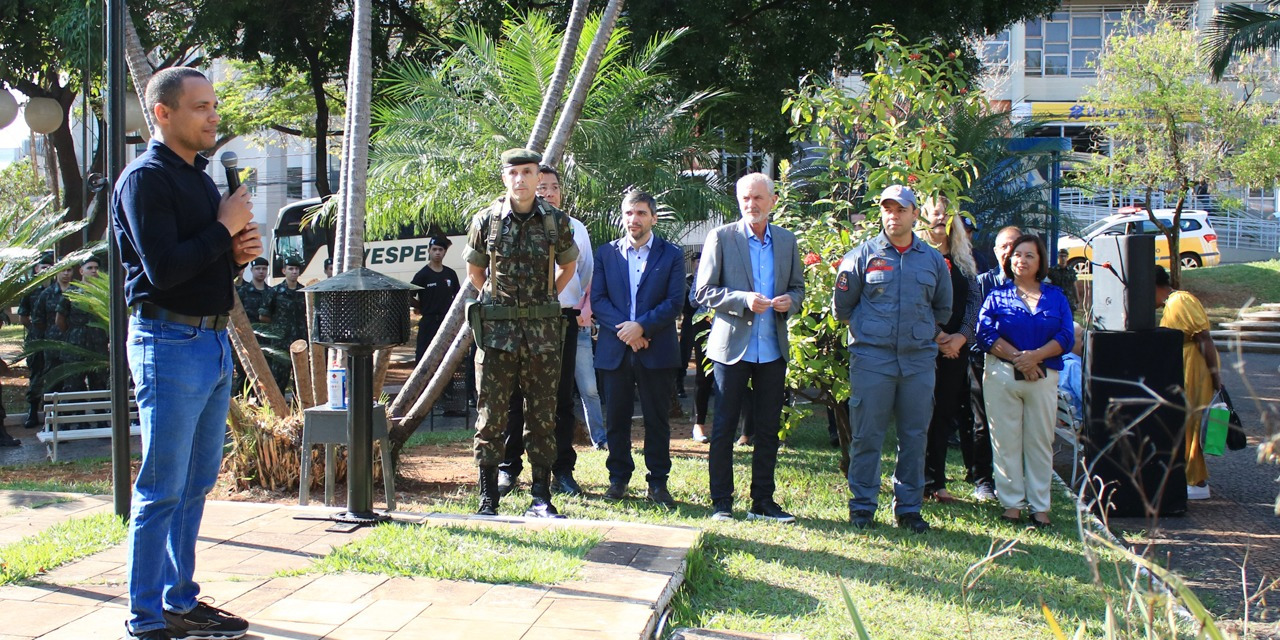 Presidente da Câmara participa de abertura da Semana da Pátria