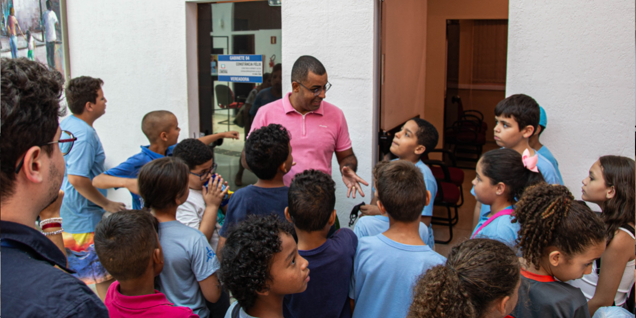 Câmara recebe visita dos alunos da escola municipal Ary Tenente Castro