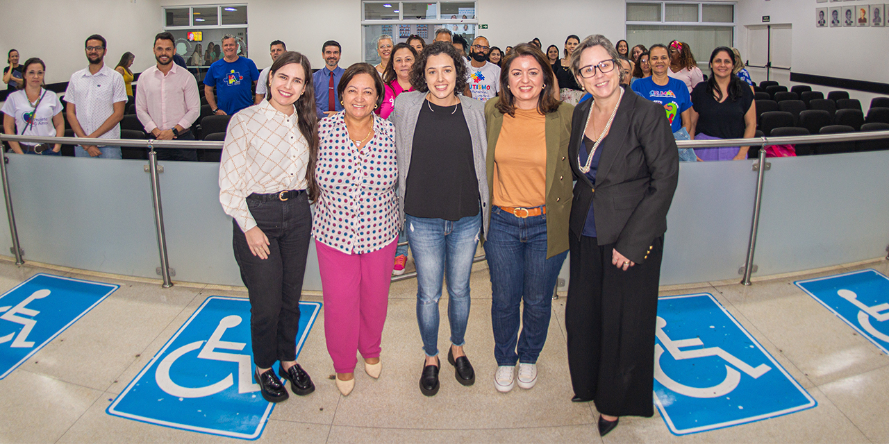 Em defesa da inclusão de autistas no ensino e na saúde, Procuradoria da Mulher promove debate