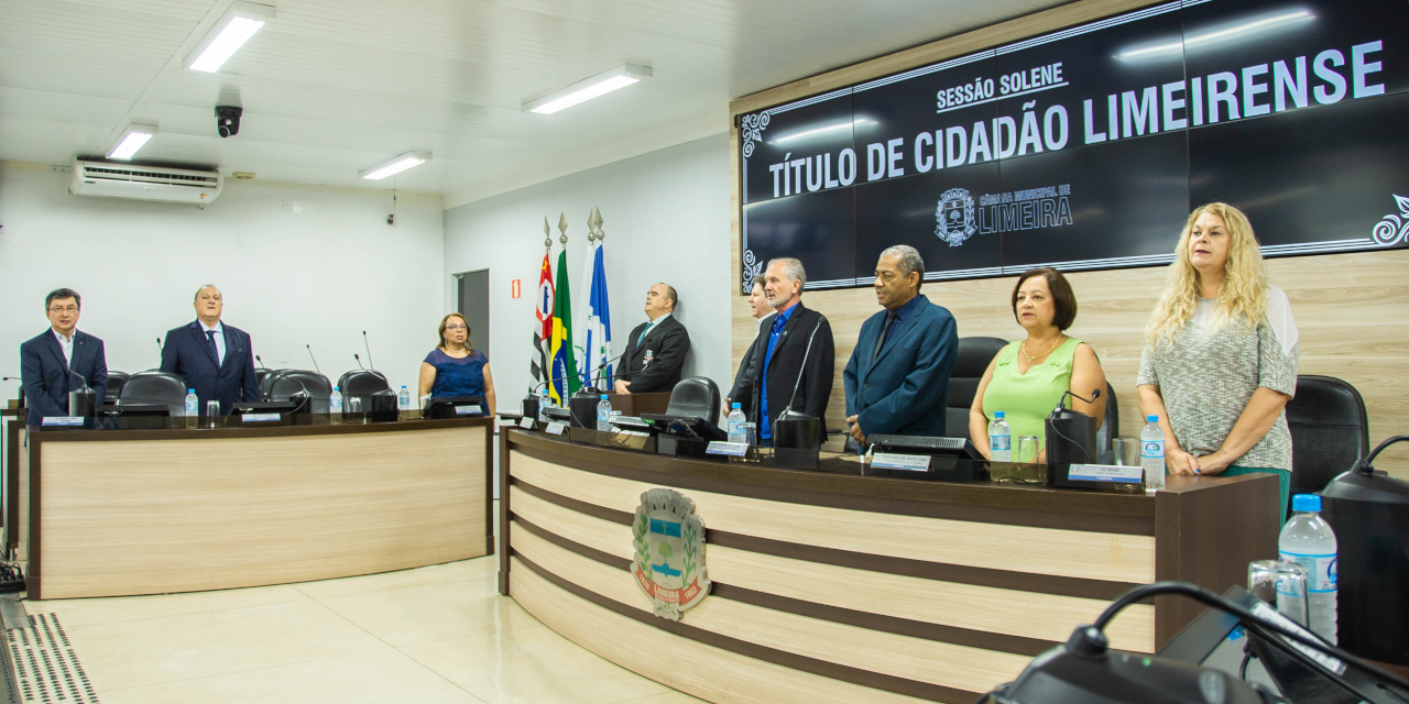 Sessão Solene homenageia personalidades com Título de Cidadão Limeirense