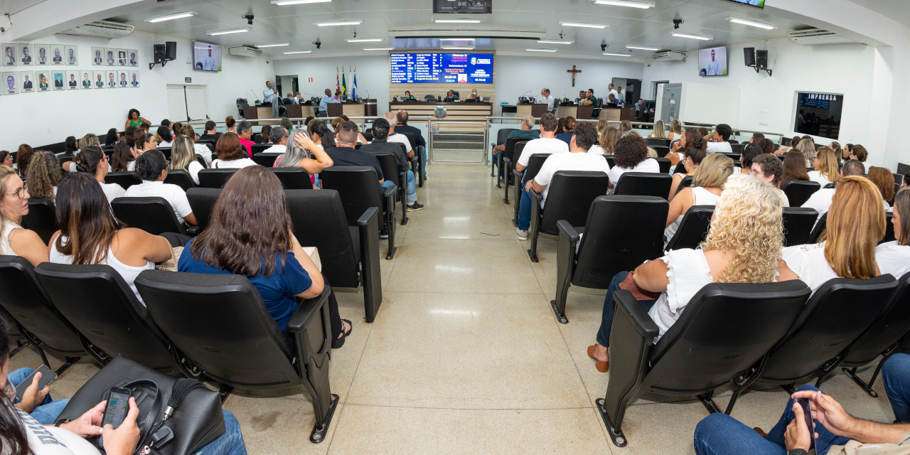 Primeira sessão ordinária do ano tem seis projetos aprovados na Ordem do Dia