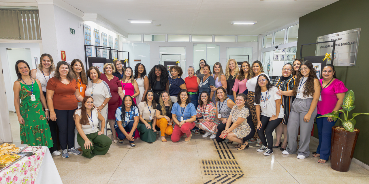 Dia Internacional da Mulher é comemorado com café da manhã e palestra na Câmara