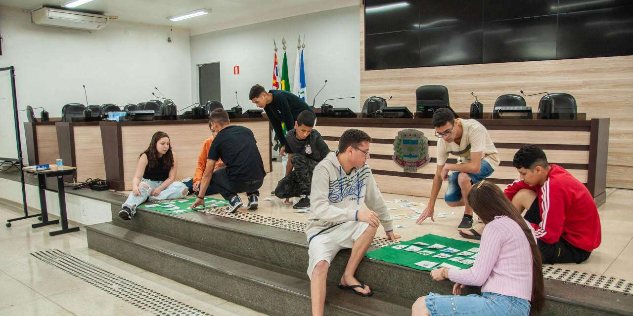 Câmara Municipal estende projeto de Educação Política para 2.580 estudantes em 2024