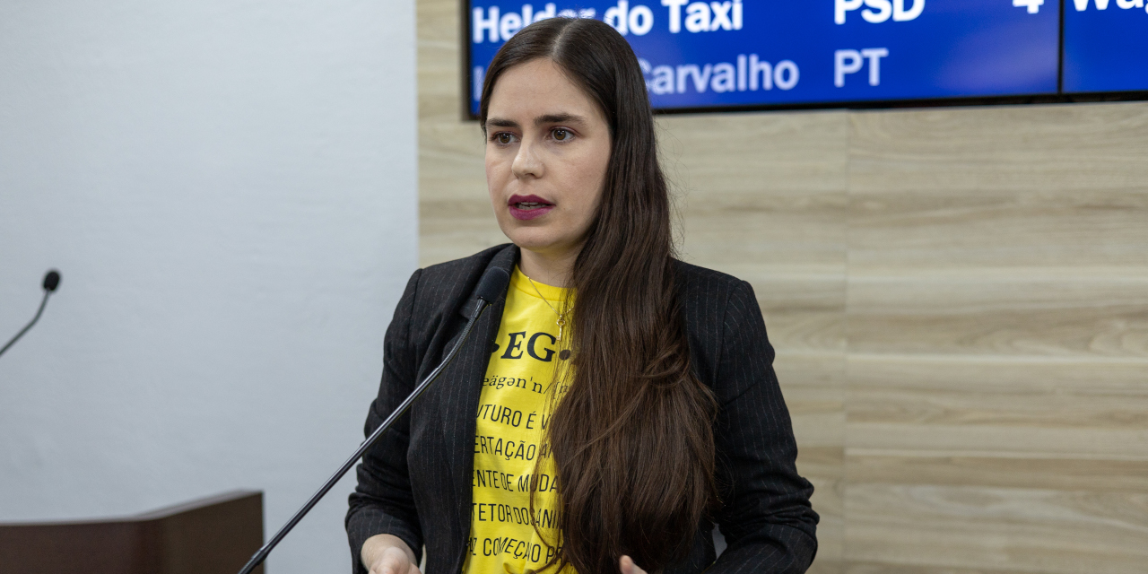 Tatiane Lopes solicita melhorias no Bosque Prefeita Maria Thereza à Prefeitura