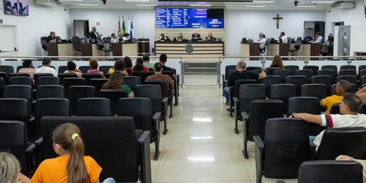 Câmara aprova três projetos na sessão ordinária desta segunda-feira (13/5)