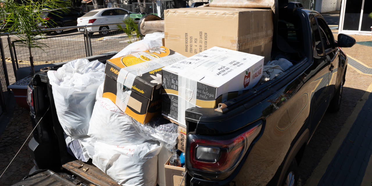 Material transportado pela Câmara para entrega ao NAC