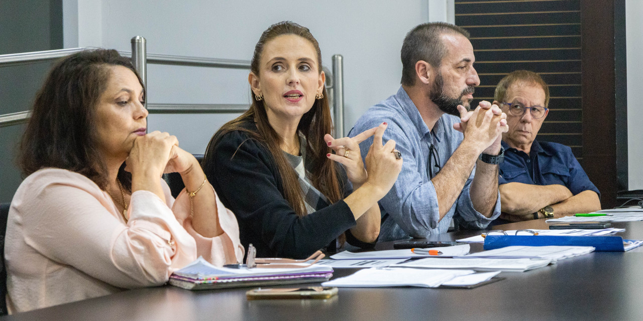 Representantes da Secretaria de Educação especificaram os pontos que interfeririam na autonomia do sistema de ensino