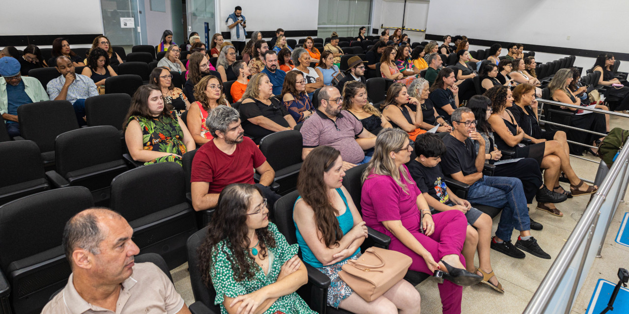 Evento de lançamento do curta-metragem “Monstras” é realizado na Câmara