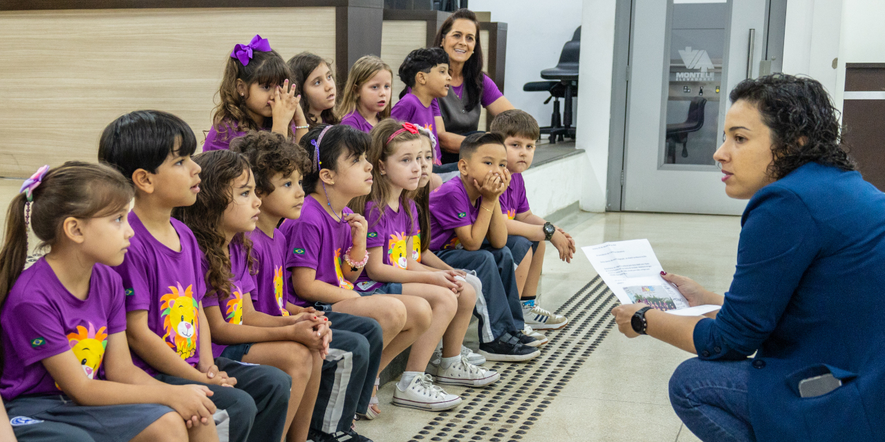 Alunos do ensino infantil da escola Integração visitam a Câmara Municipal