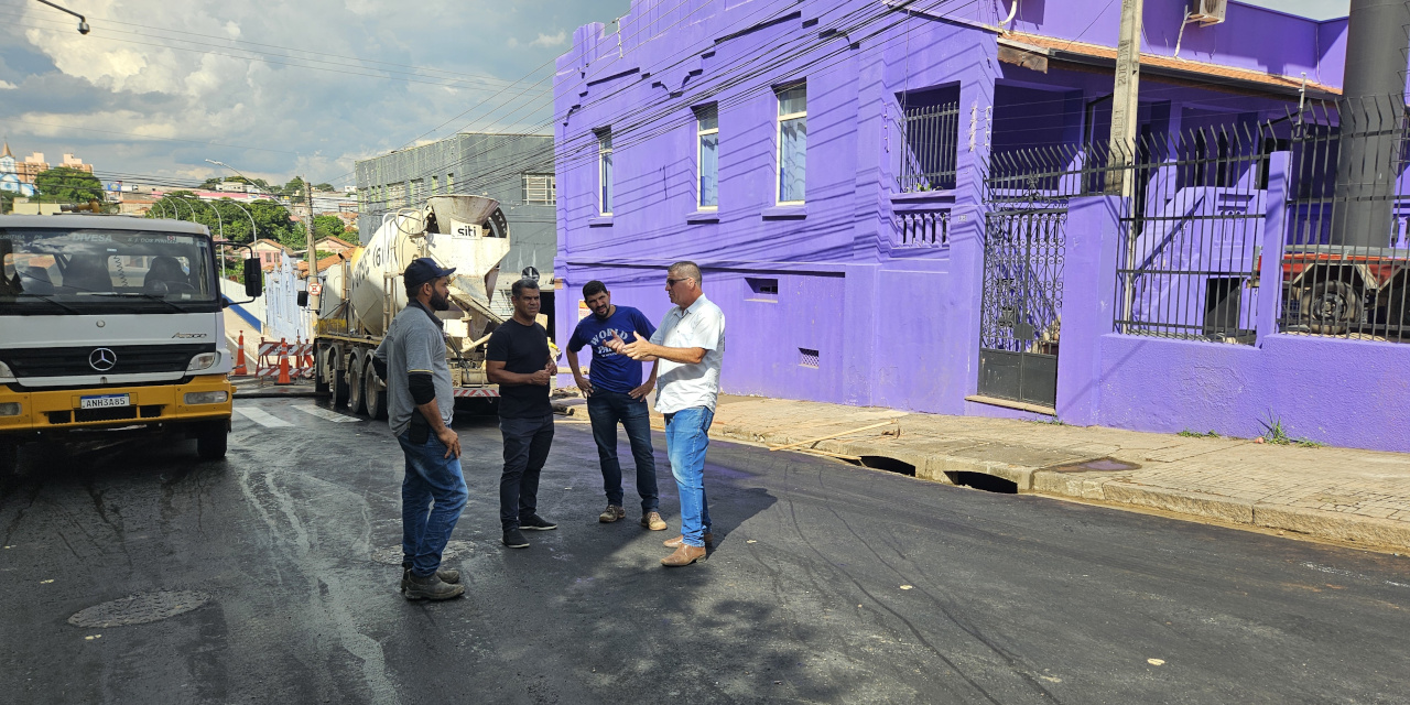 A Comissão também vistoriou as obras de recapeamento da avenida Tiradentes