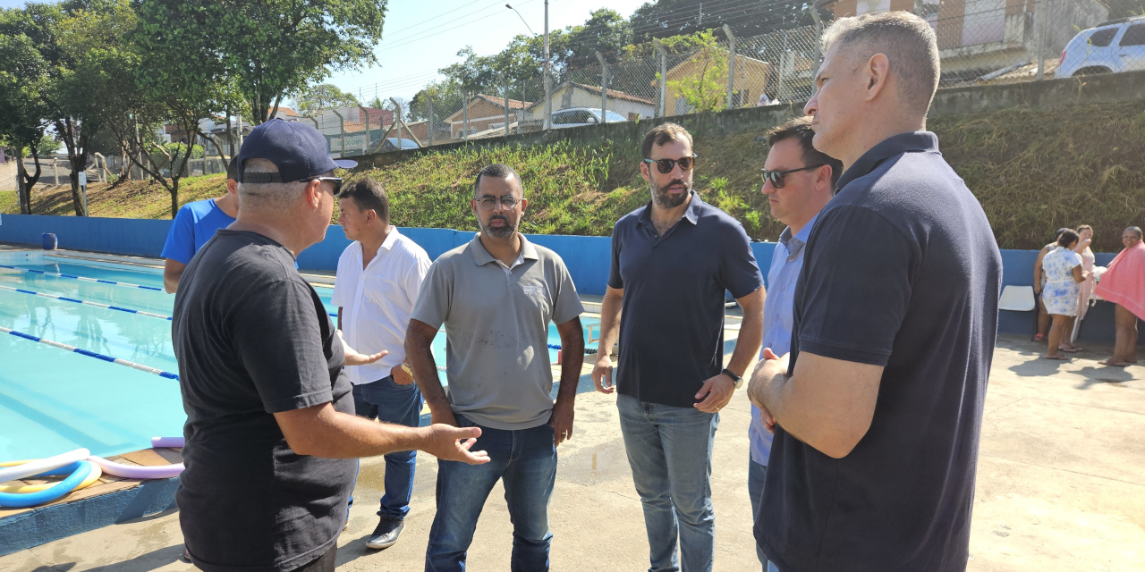 Vereadores dialogam com munícipes e servidores sobre melhorias necessárias no local