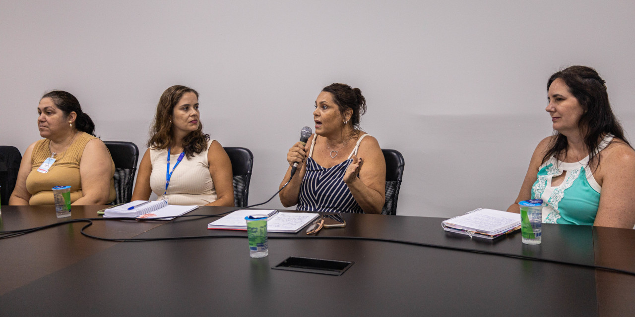 As diretoras explicaram aos presentes sobre o início do projeto de escola integral em Limeira em 2016